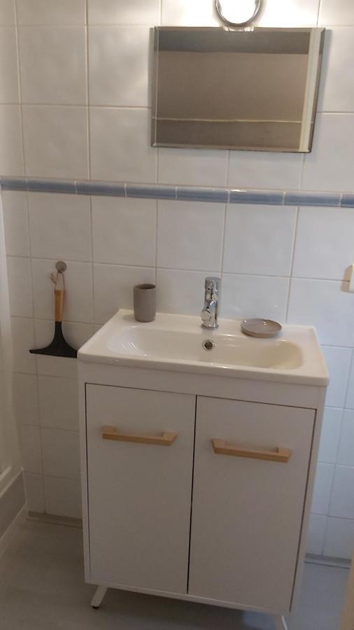 L'appartement de l'église Saintes-Maries-de-la-Mer Esterno foto